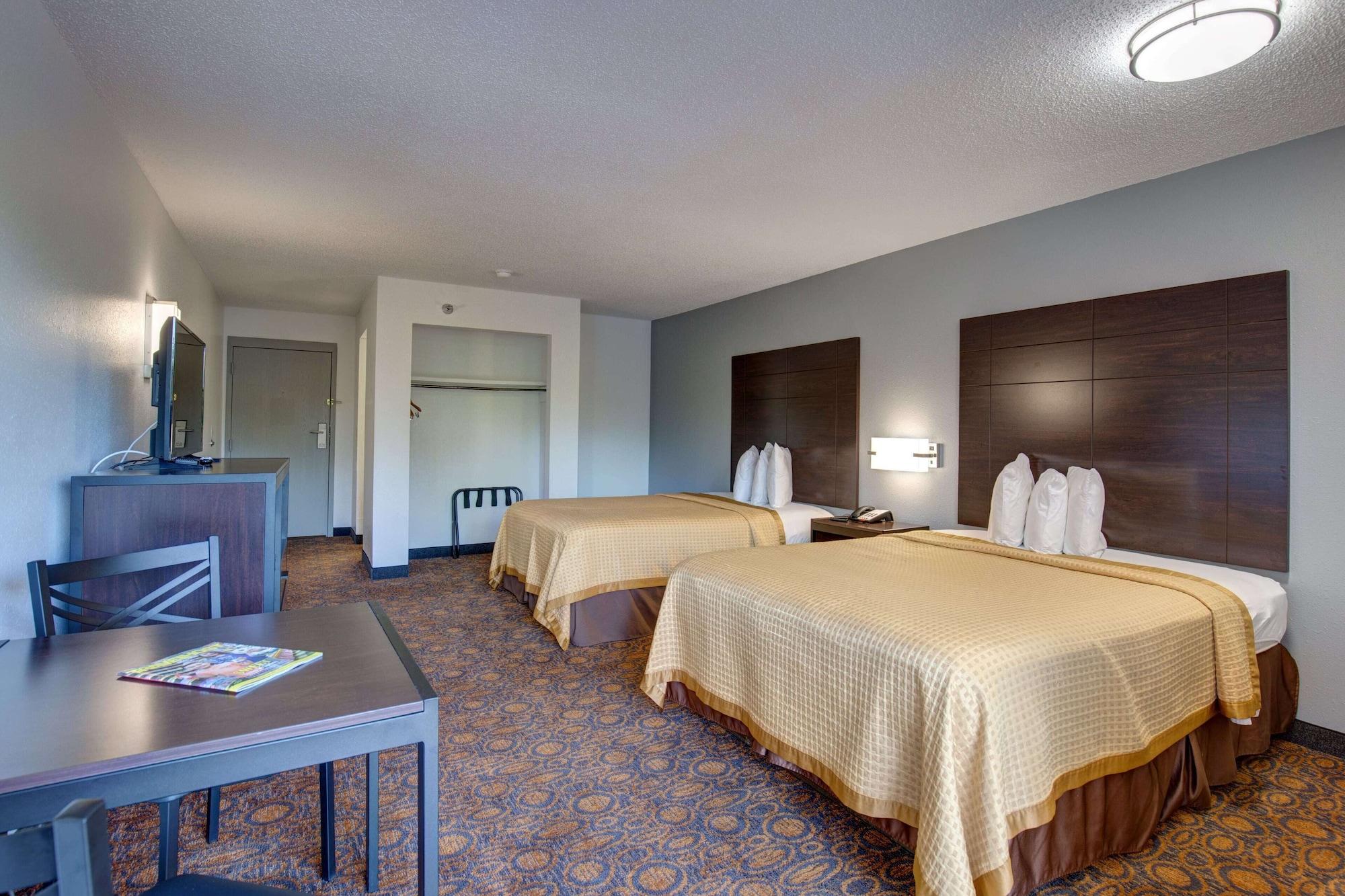 Howard Johnson By Wyndham Branson Theatre District Екстериор снимка