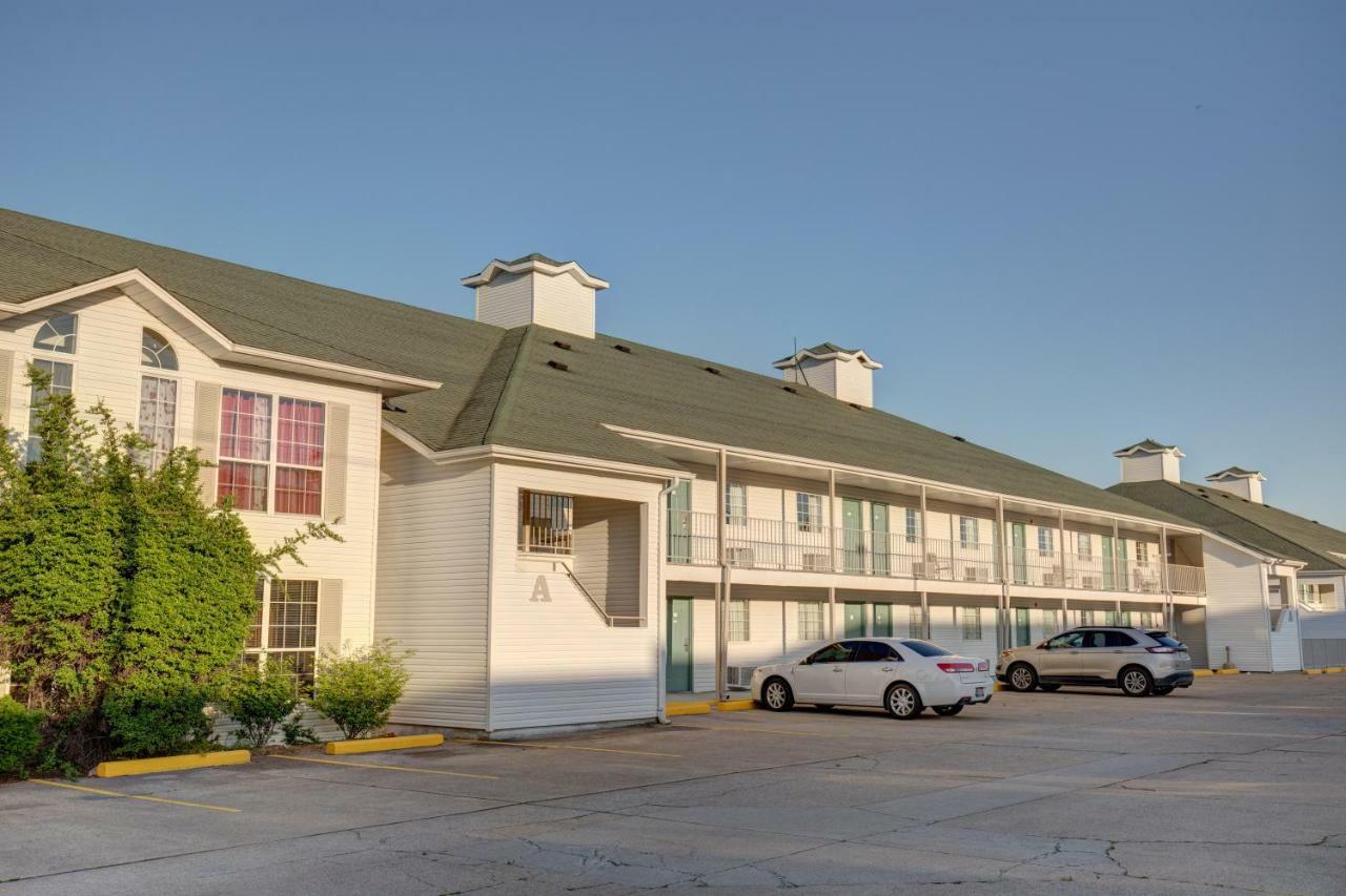Howard Johnson By Wyndham Branson Theatre District Екстериор снимка
