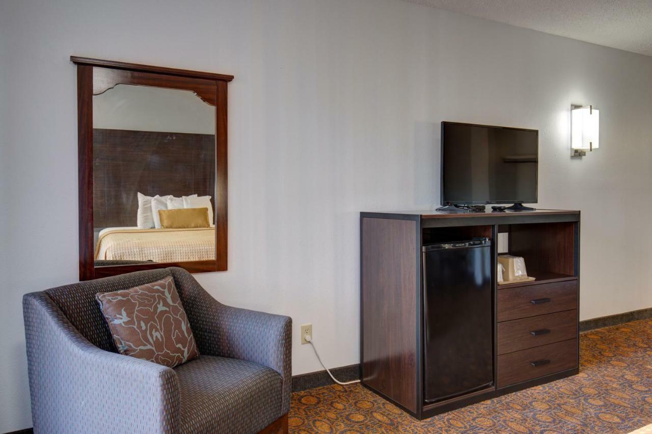 Howard Johnson By Wyndham Branson Theatre District Екстериор снимка